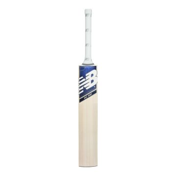2025 New Balance DC 500 Junior Cricket Bat