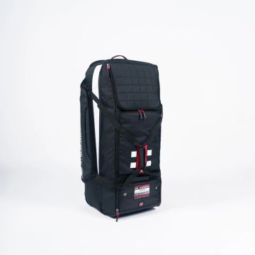 Gray Nicolls Classic Pro Performance Wheelie Bag (2026)